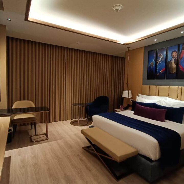 Planet Hollywood Thane | Best Hotel In Mumbai | India