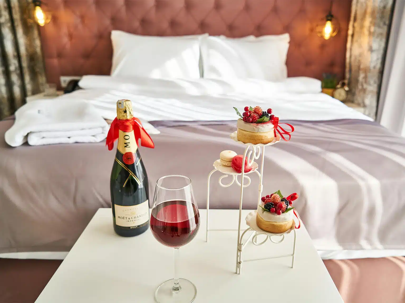 Best hotel rooms in Thane with easy booking and Pan Asian dining.